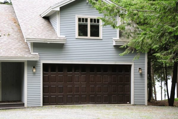 Garage Door Installation in Oxford, MI: A Practical Guide for Homeowners