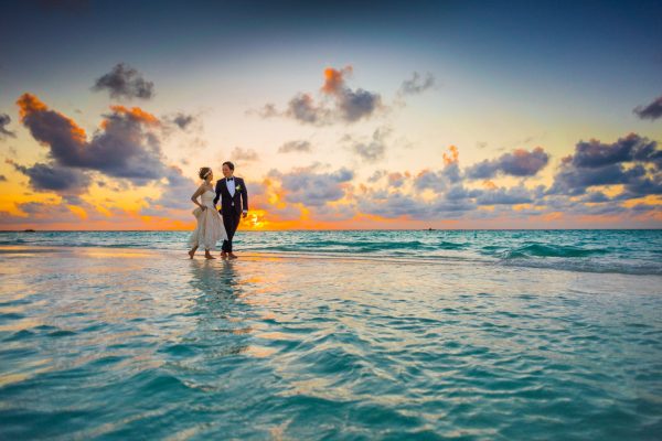 romance travel service