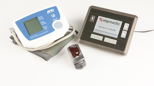 wireless blood pressure monitor
